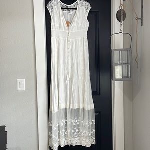 White maxi dress